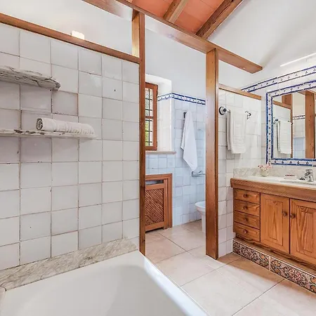 Beautiful Mallorca Villa 4 Bedrooms Villa Charming Grove Private Pool Magical Scenery Pollensa *