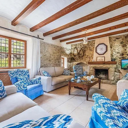 Villa Beautiful Mallorca Villa 4 Bedrooms Villa Charming Grove Private Pool Magical Scenery Pollensa